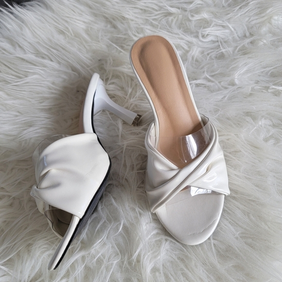 white heeled mule sandals, size 39 - Picture 2 of 6